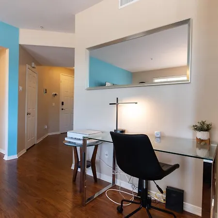 Luxury Suite, Fast Wifi, King Bed, Pool And Spa Santa Clarita Exterior photo