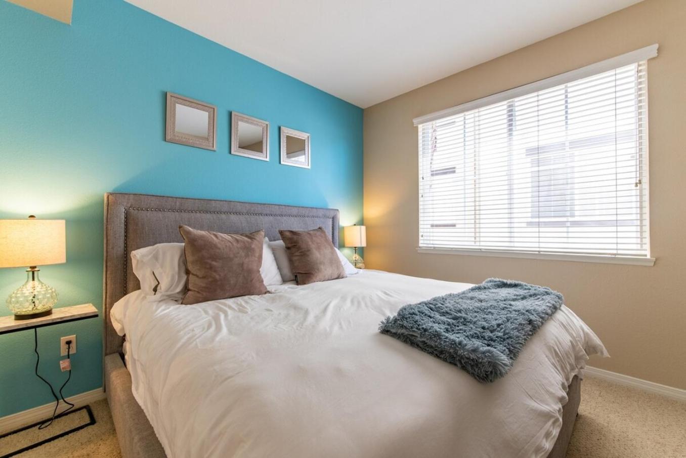 Luxury Suite, Fast Wifi, King Bed, Pool And