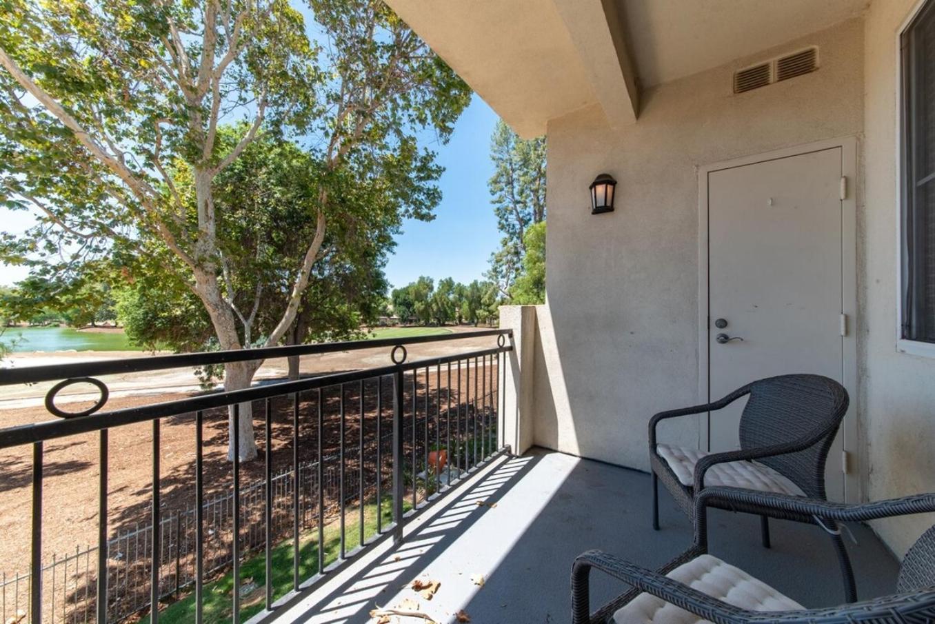 Luxury Suite, Fast Wifi, King Bed, Pool And Apartment *